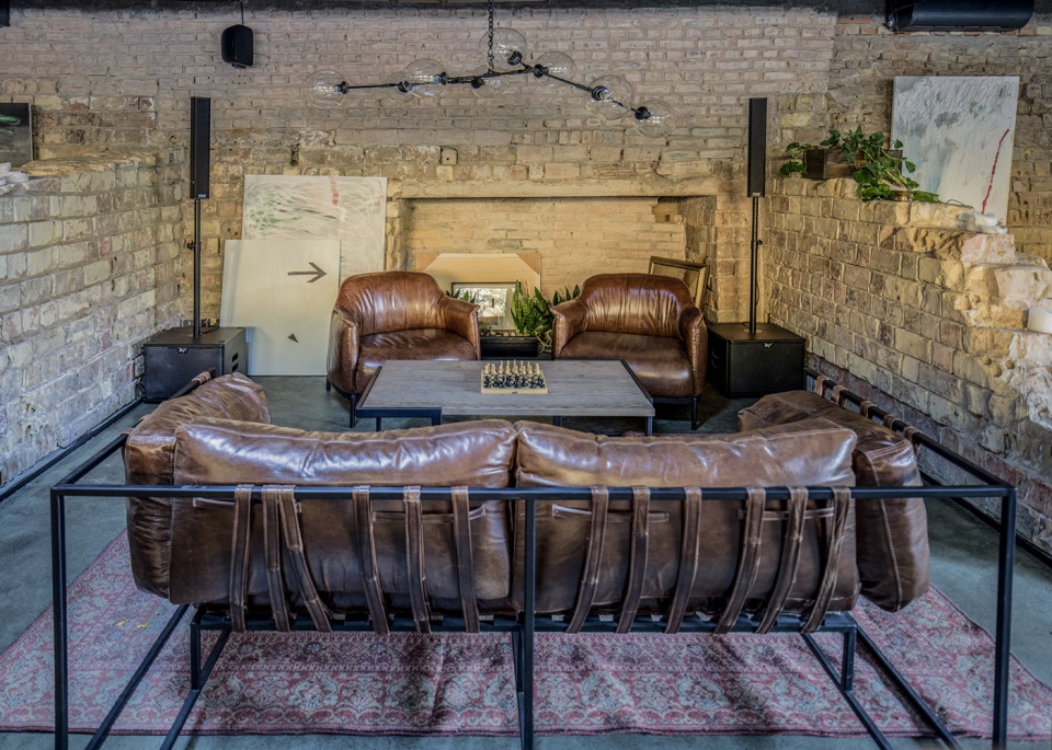 hangover bar by balbek bureau