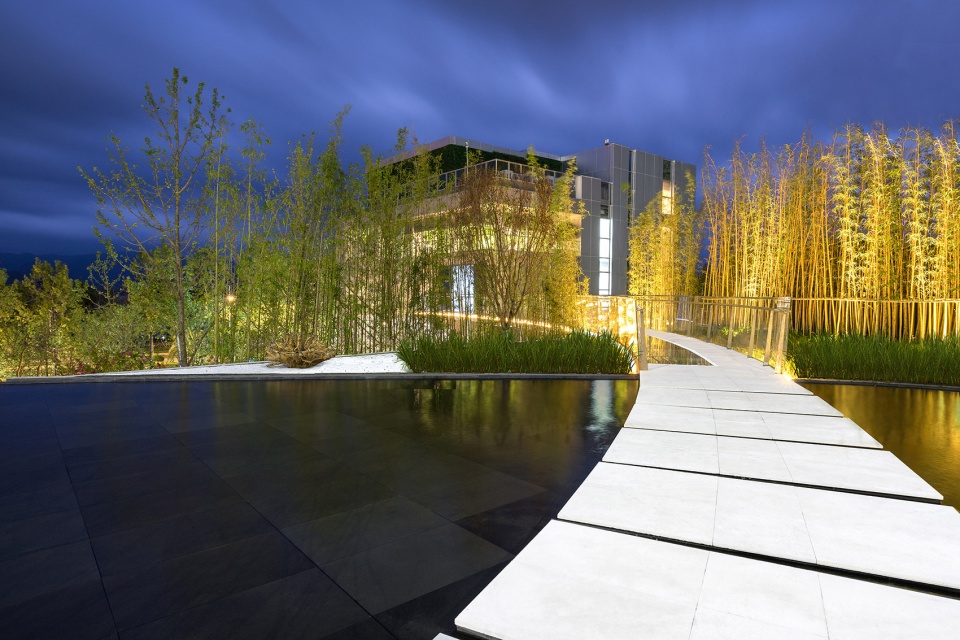 lakeside garden china by topos landscape architects