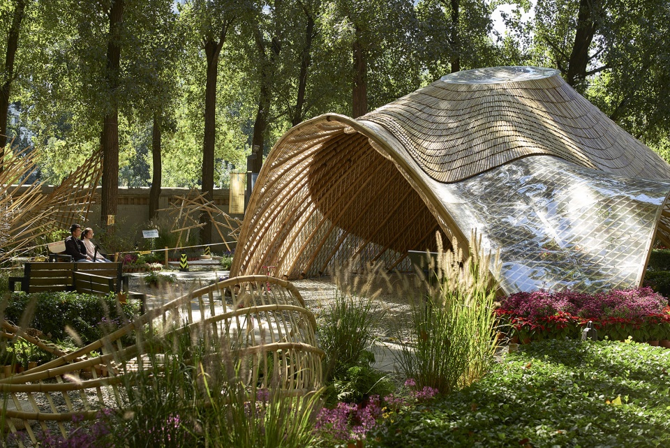 swirling cloud bulletin pavilion for bjfu garden festival by sup atelier