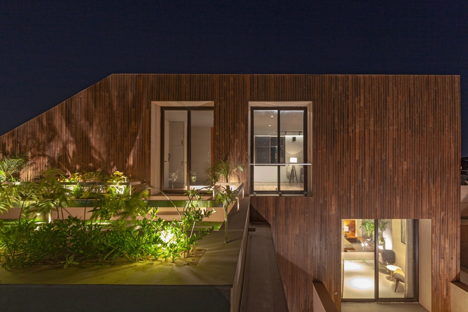chhavi desert house by abraham john architects