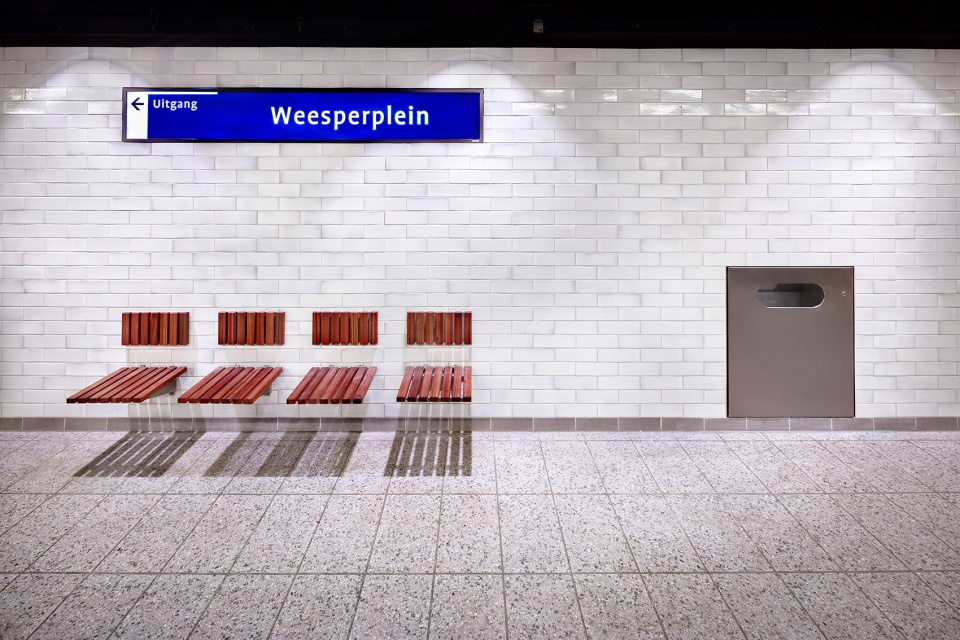 renovation of metro oostlijn station by group a