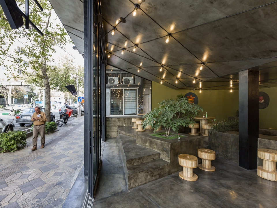 esi burger by admun studio
