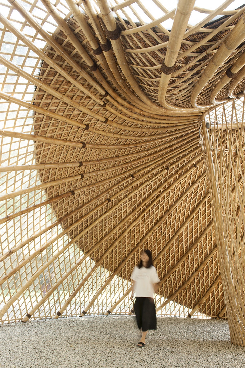 swirling cloud bulletin pavilion for bjfu garden festival by sup atelier