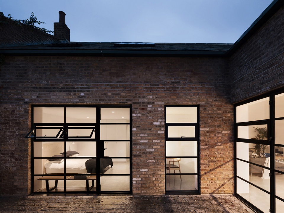 defoe road by paper house project