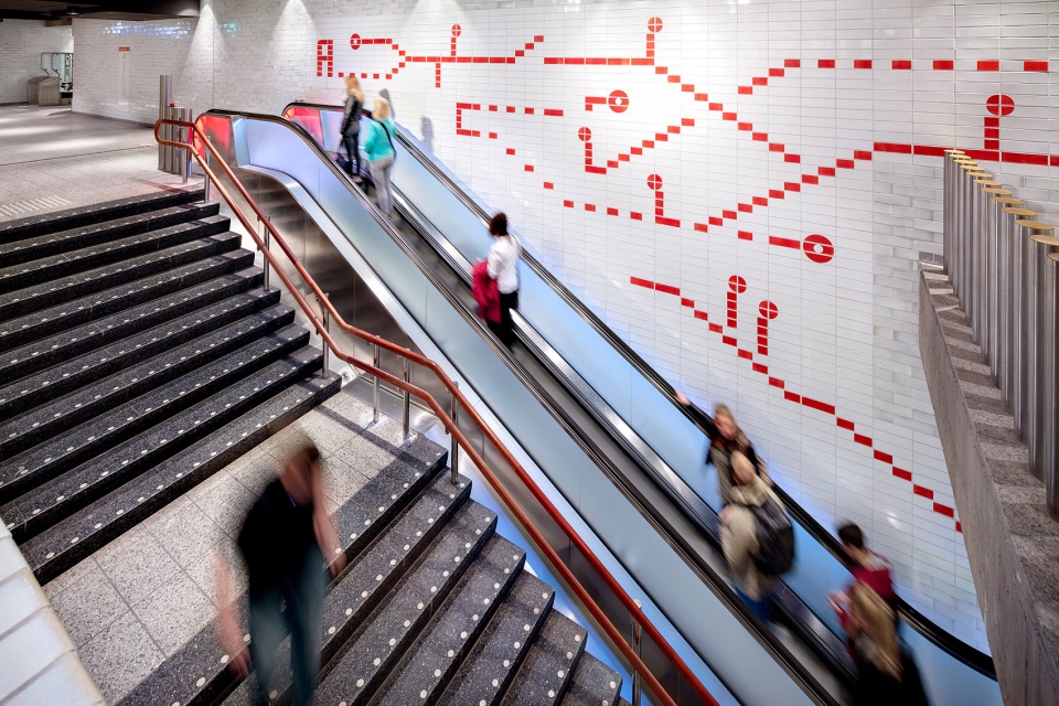 renovation of metro oostlijn station by group a