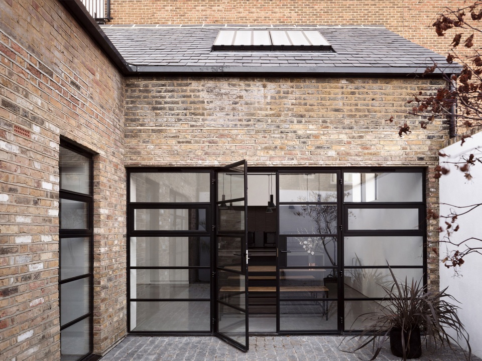defoe road by paper house project