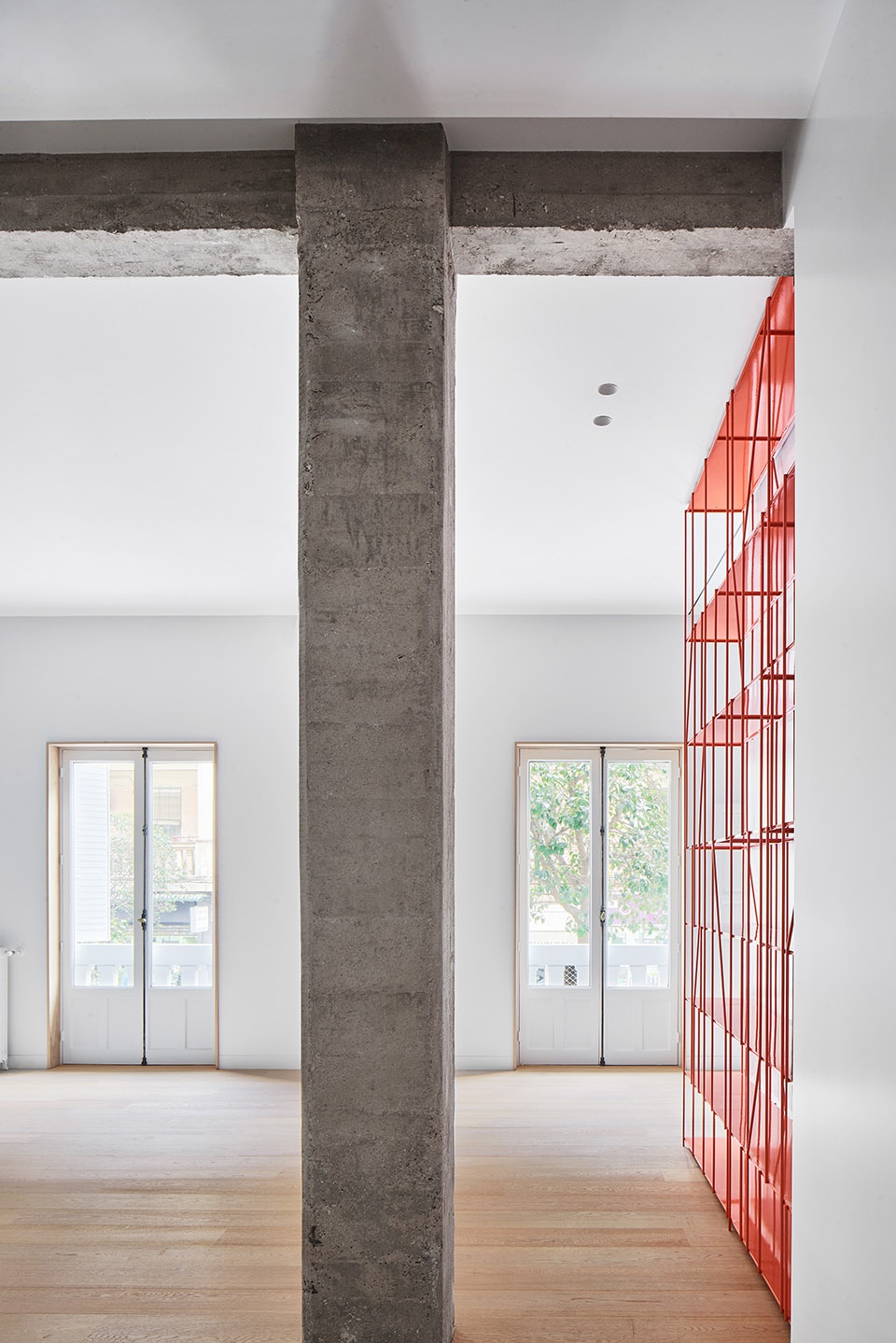house p82 and genuine shelf by lucas y hernandez gil arquitectos