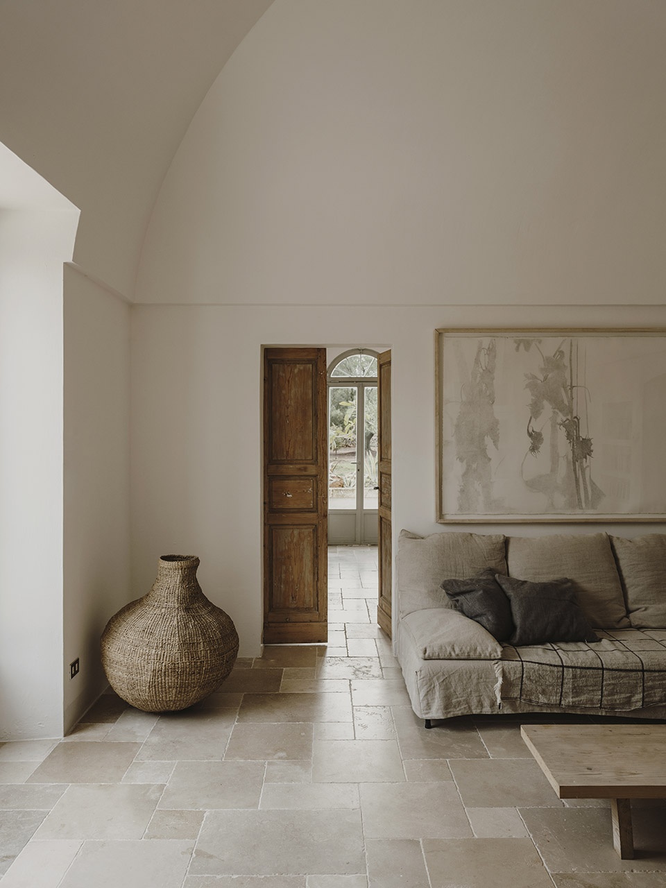 villa castelluccio by studio andrew trotter