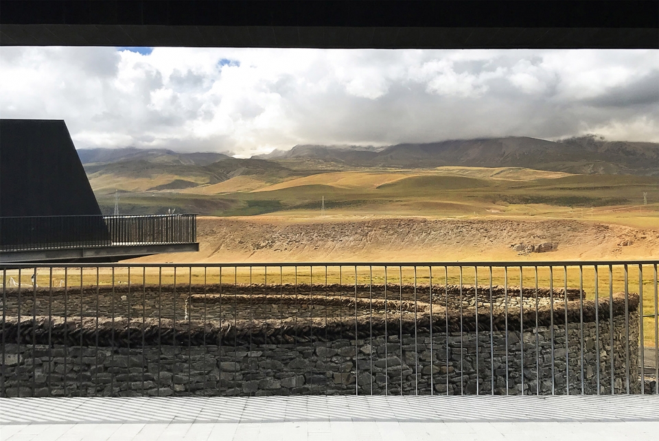 traveler black tent in yangbajing china by pure