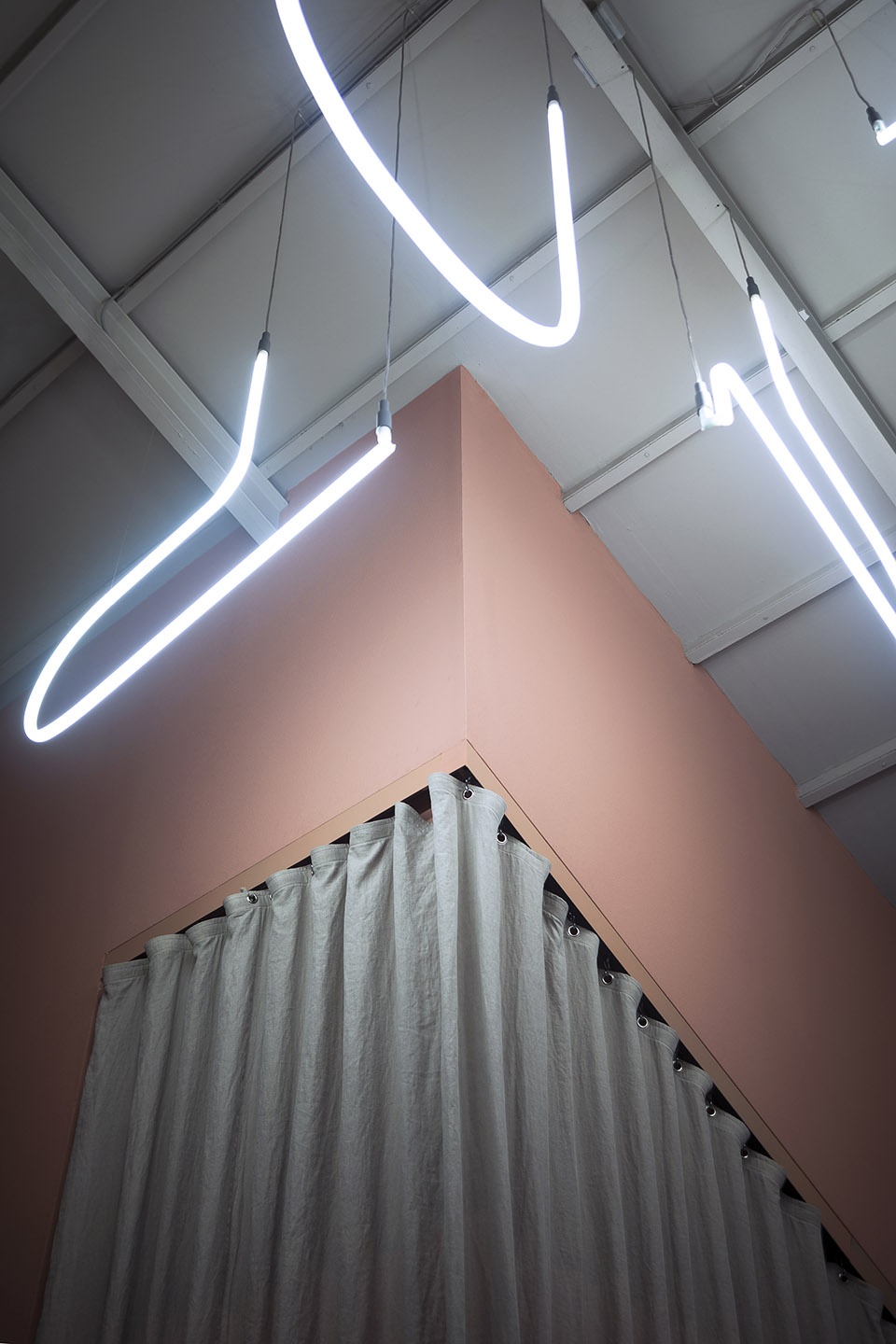 alysi presents colour unknown in collaboration with studio fludd