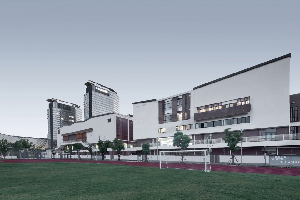 expansion of suzhou new district experimental junior high school east campus china by tus design group co ltd