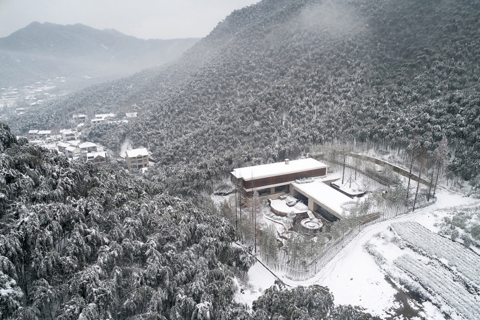 anji erlu resort china by the design institute of landscape and architecture china academy of art