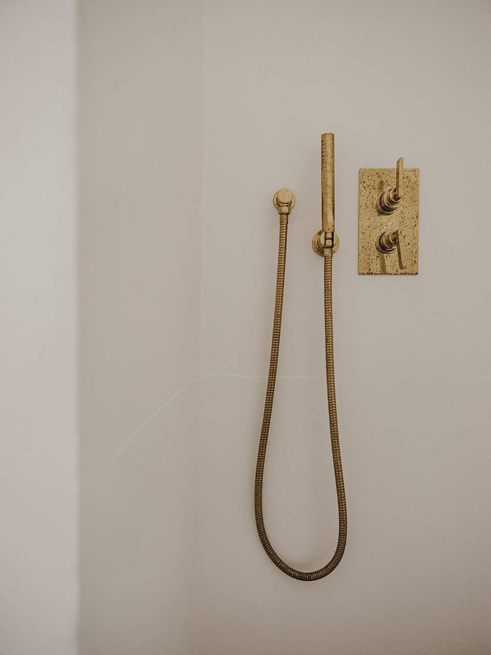 villa castelluccio by studio andrew trotter