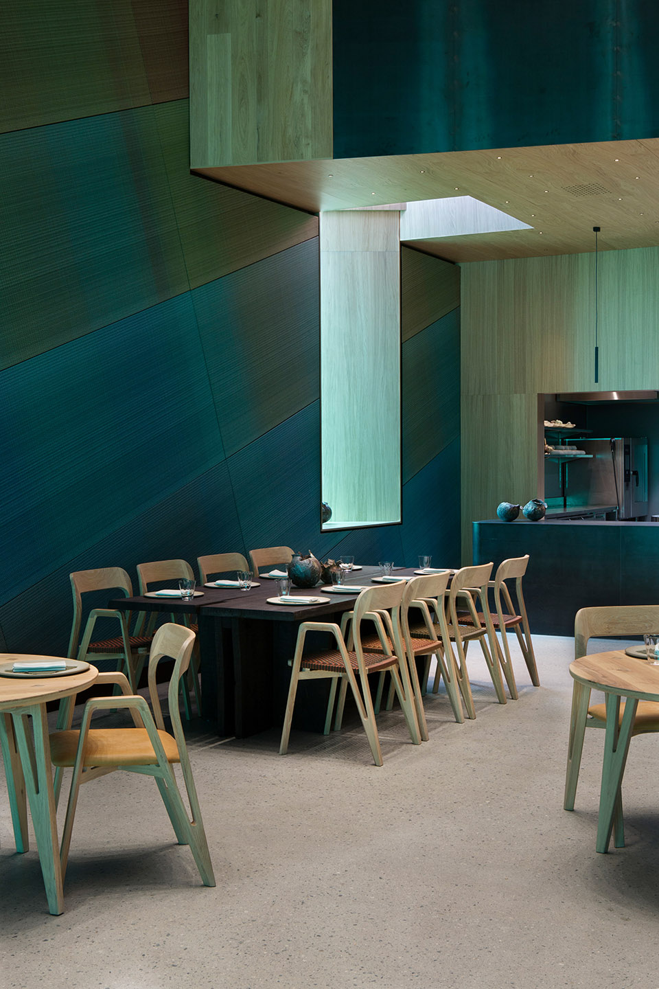 Snøhetta Completes “Under”, Europe’s First Underwater Restaurant - 谷德设计网