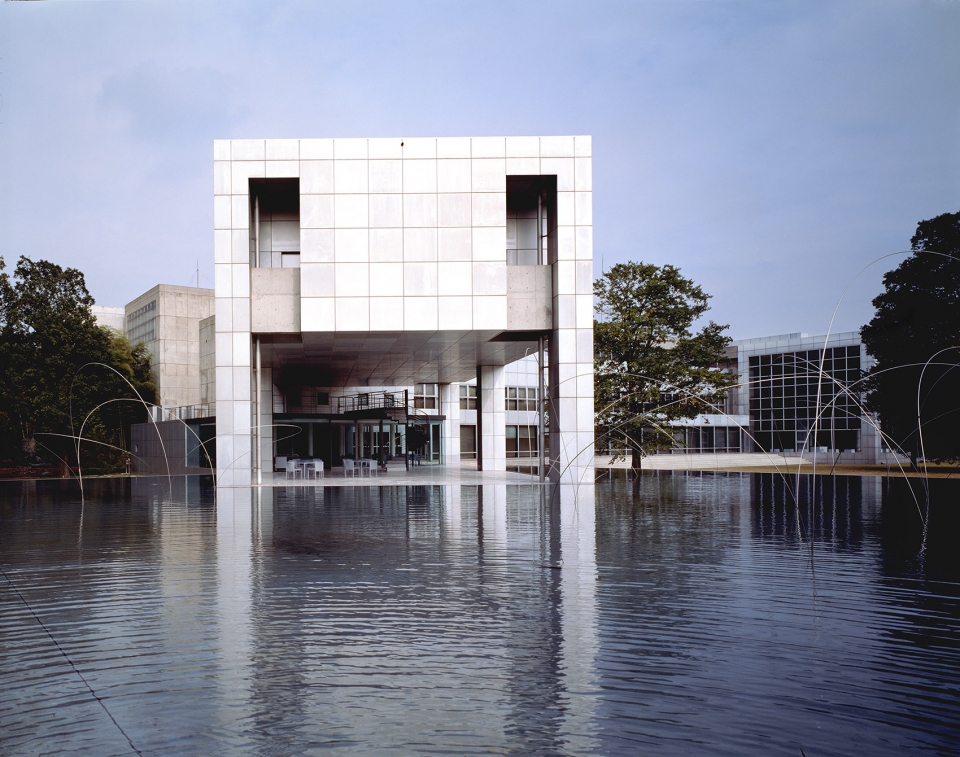 Arata Isozaki the Pritzker Architecture Prize
