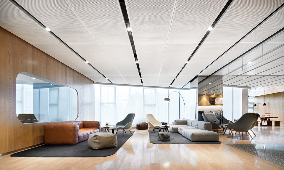 NIO House Johnson cadg