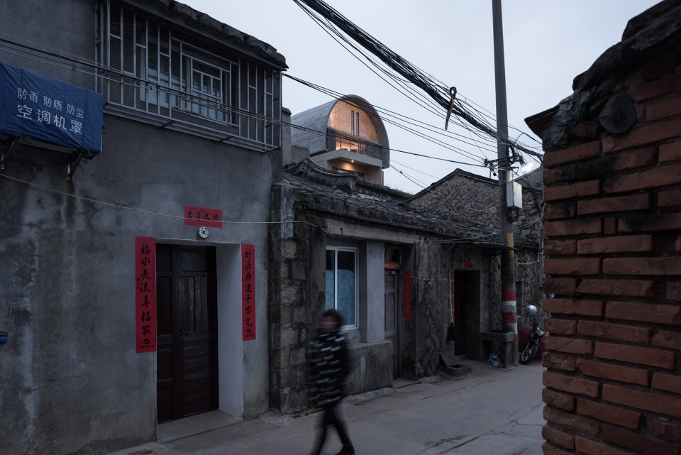 making architecture Dong Gong