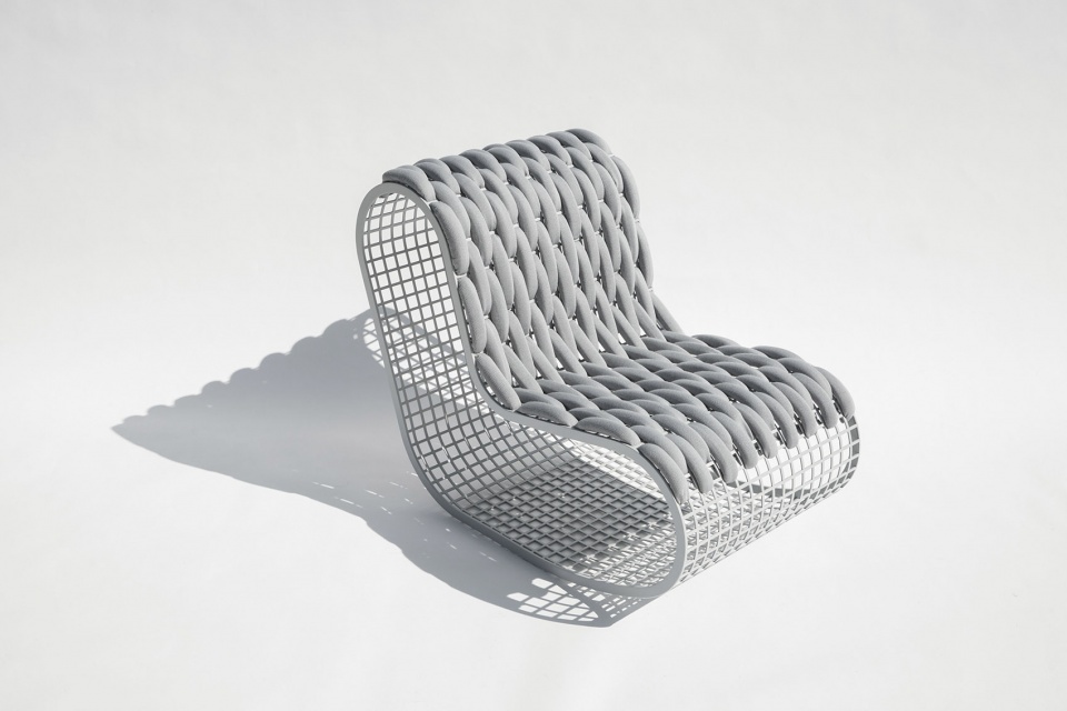 buit by mayice studio