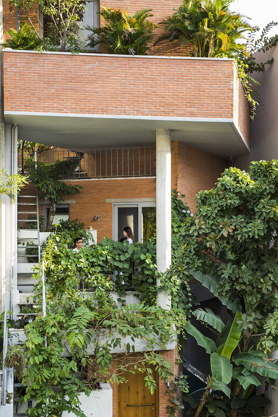 ha house by vtn architects