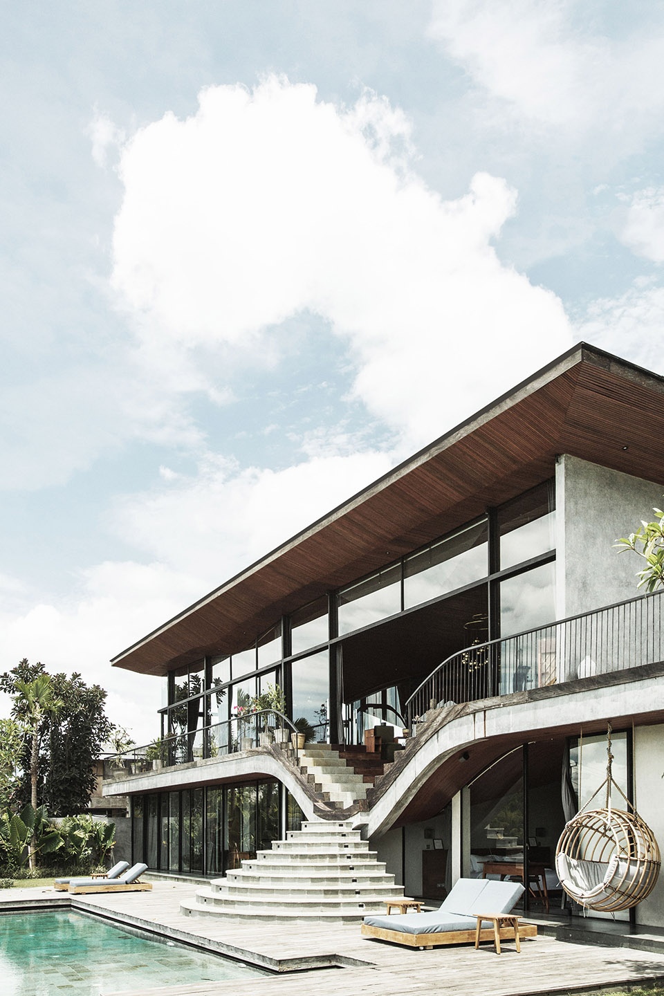 house o by alexis dornier
