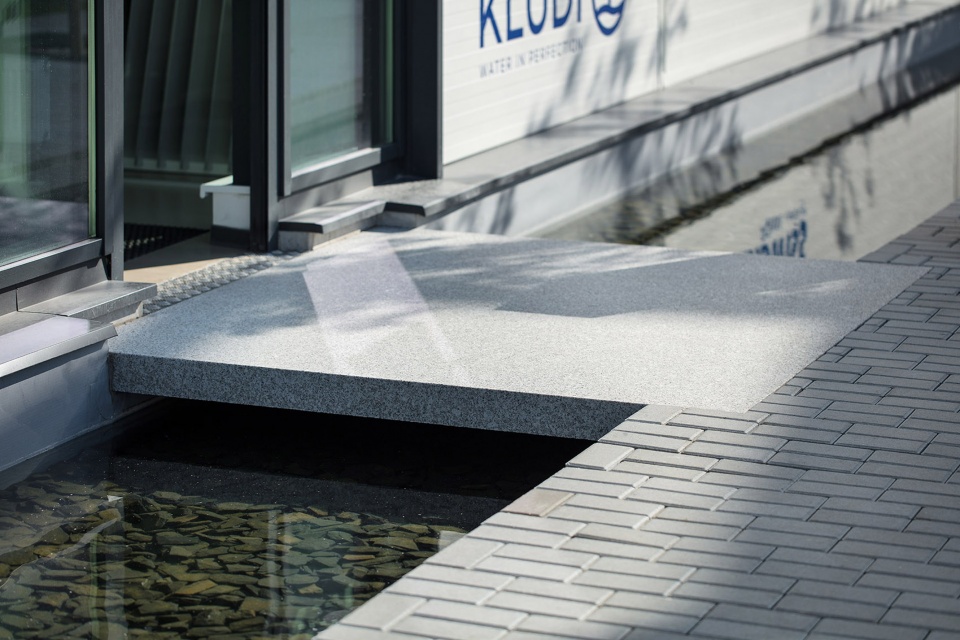 technology yard by boq architekti