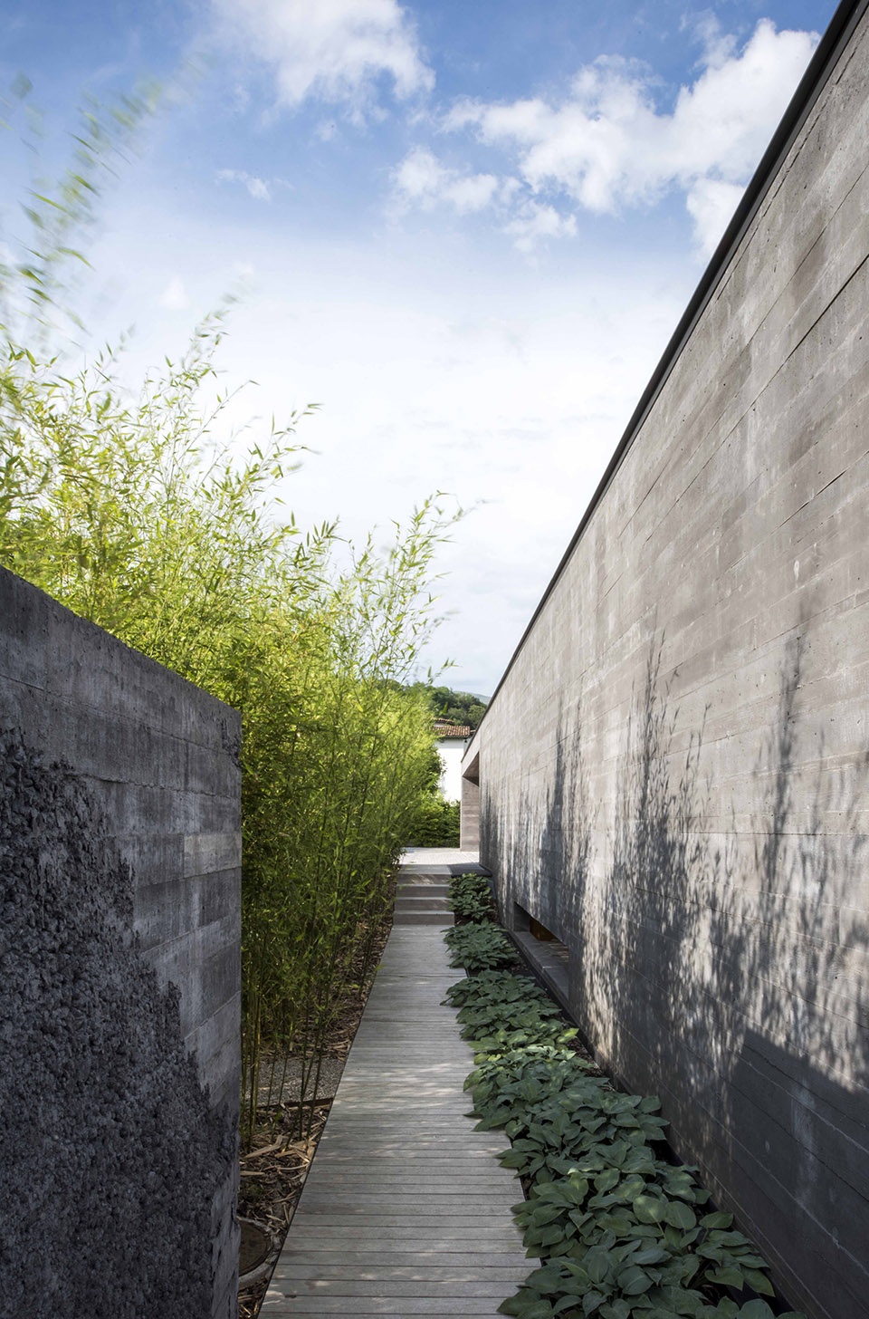 garden of seven moments by atelier de molfetta strode