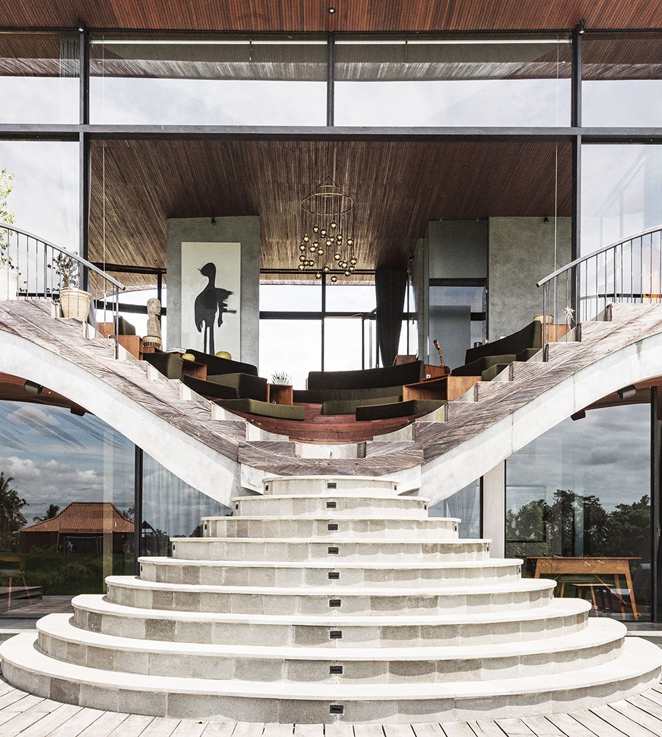 house o by alexis dornier