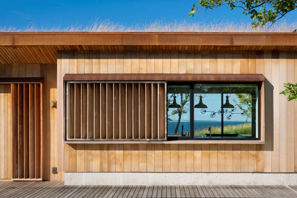 peconic house by mapos