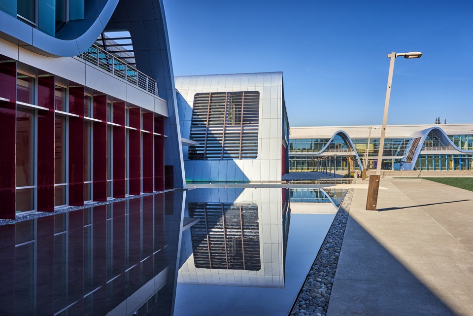 innovation curve technology park by form4 architecture