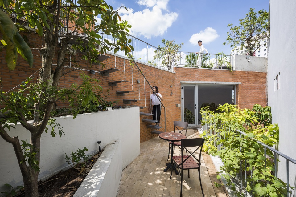 ha house by vtn architects