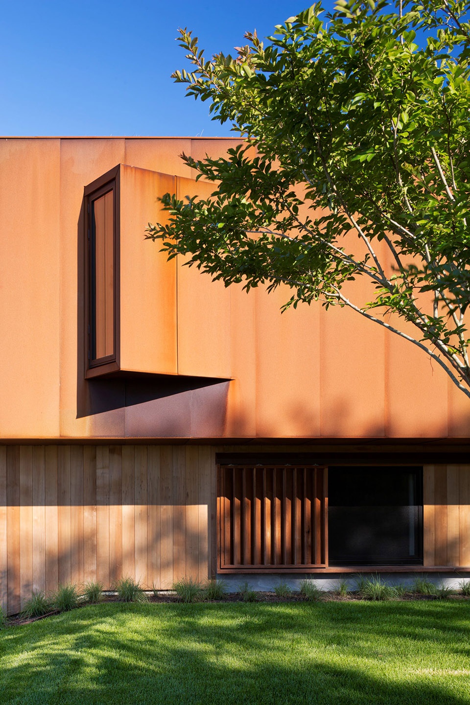 peconic house by mapos