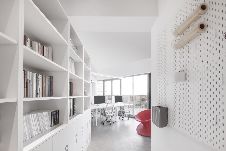 twists and turns in shanghai china by lm design lab
