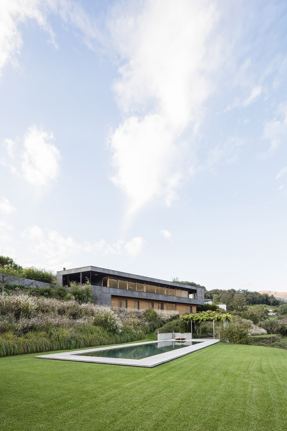 garden of seven moments by atelier de molfetta strode