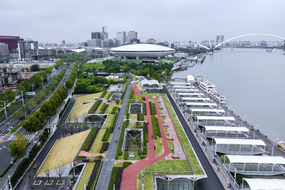 m2 tourist terminal at bailian jing shanghai by original design studio