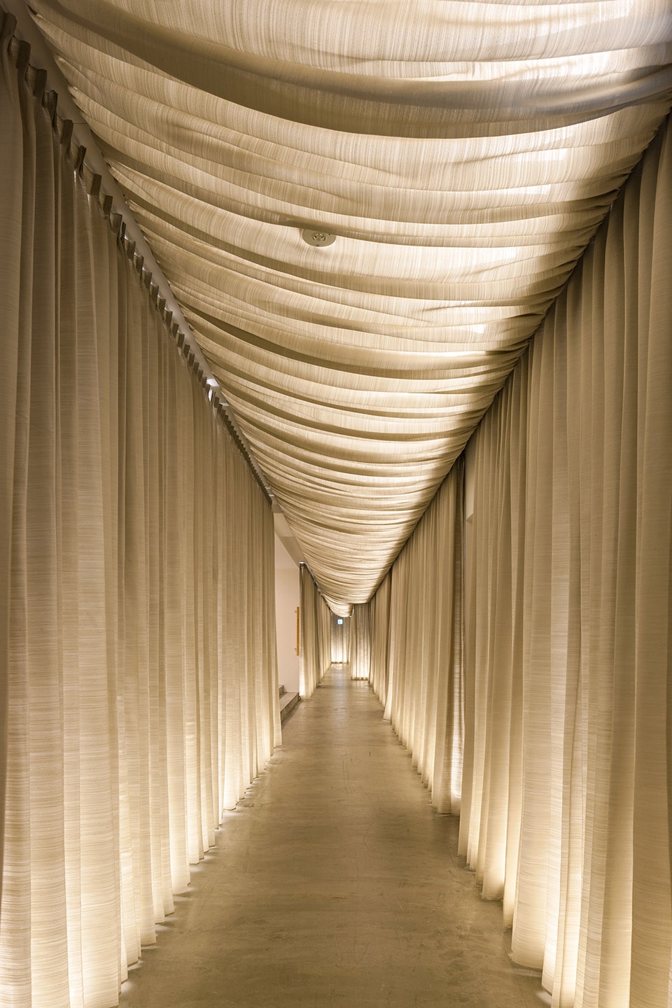 we hotel toya by kengo kuma and associates