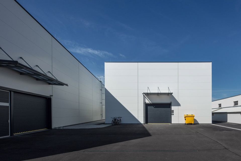 technology yard by boq architekti