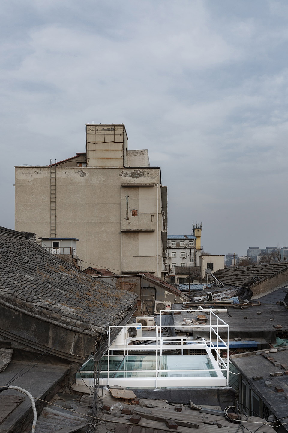 transparent hutong no 3 china by daga architects