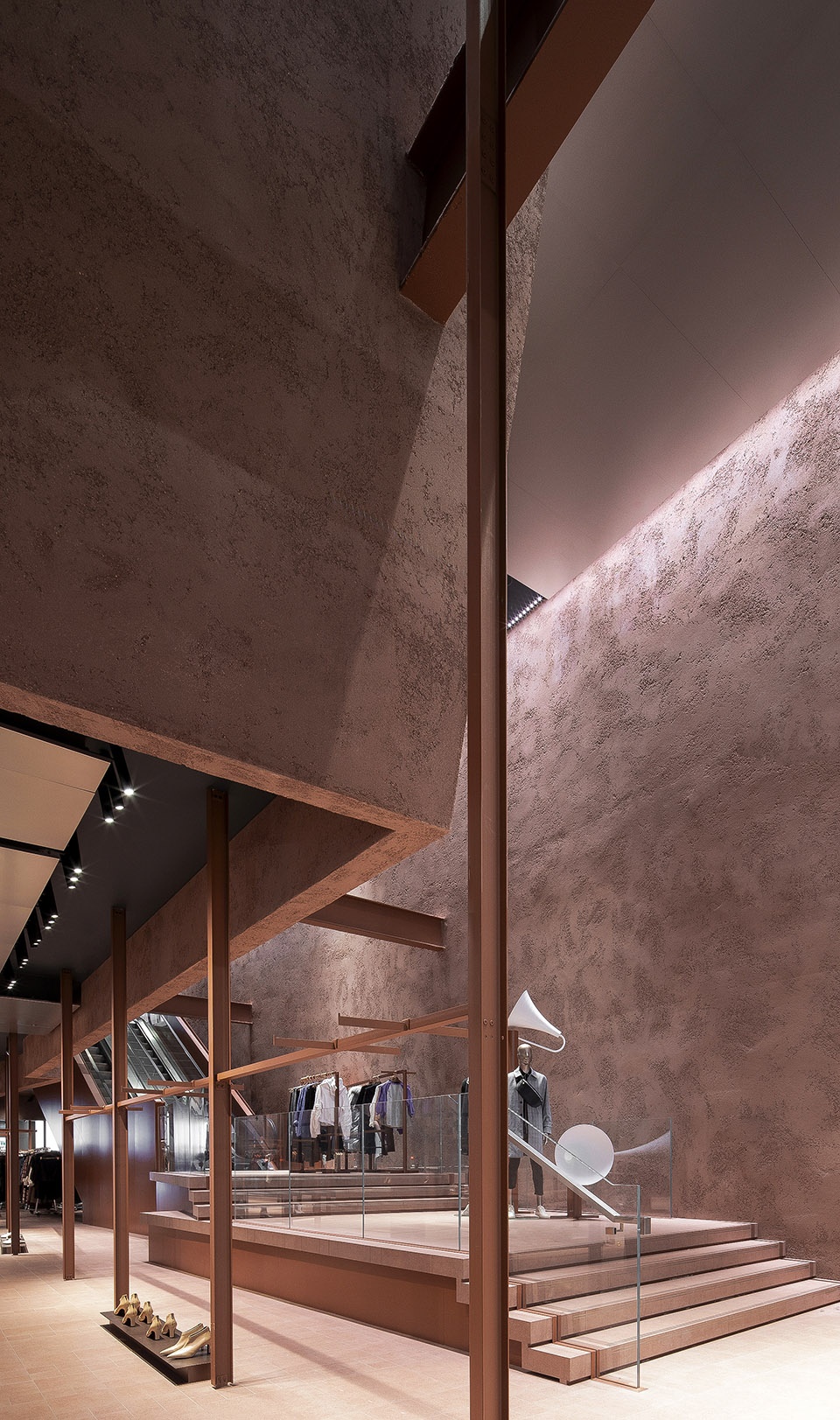 ur london flagship store by domani