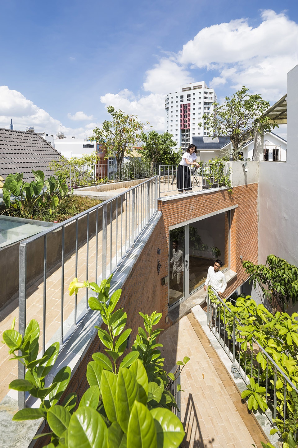 ha house by vtn architects