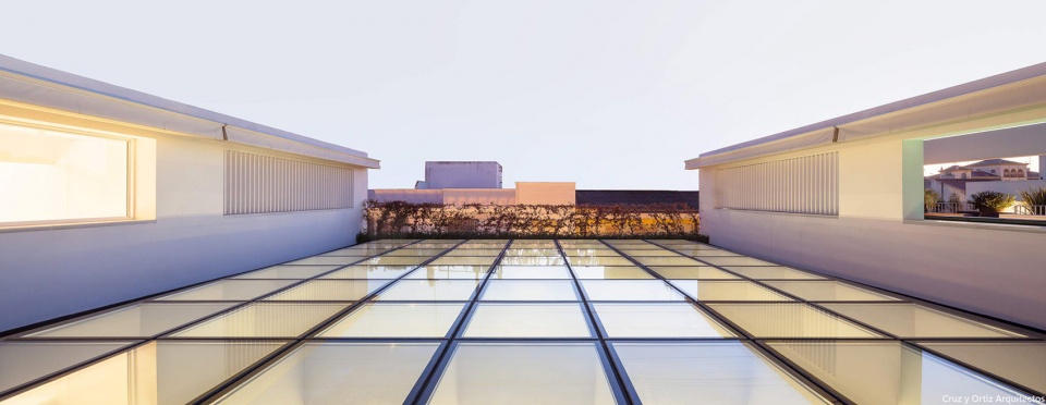 hotel mercer at mansion castelar by cruz y ortiz architects