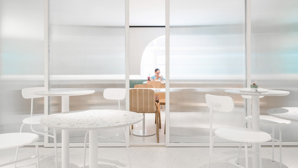 supin life style store china by pmt partners