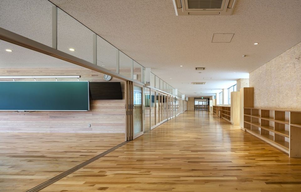 hokota south primary school by mikami architects