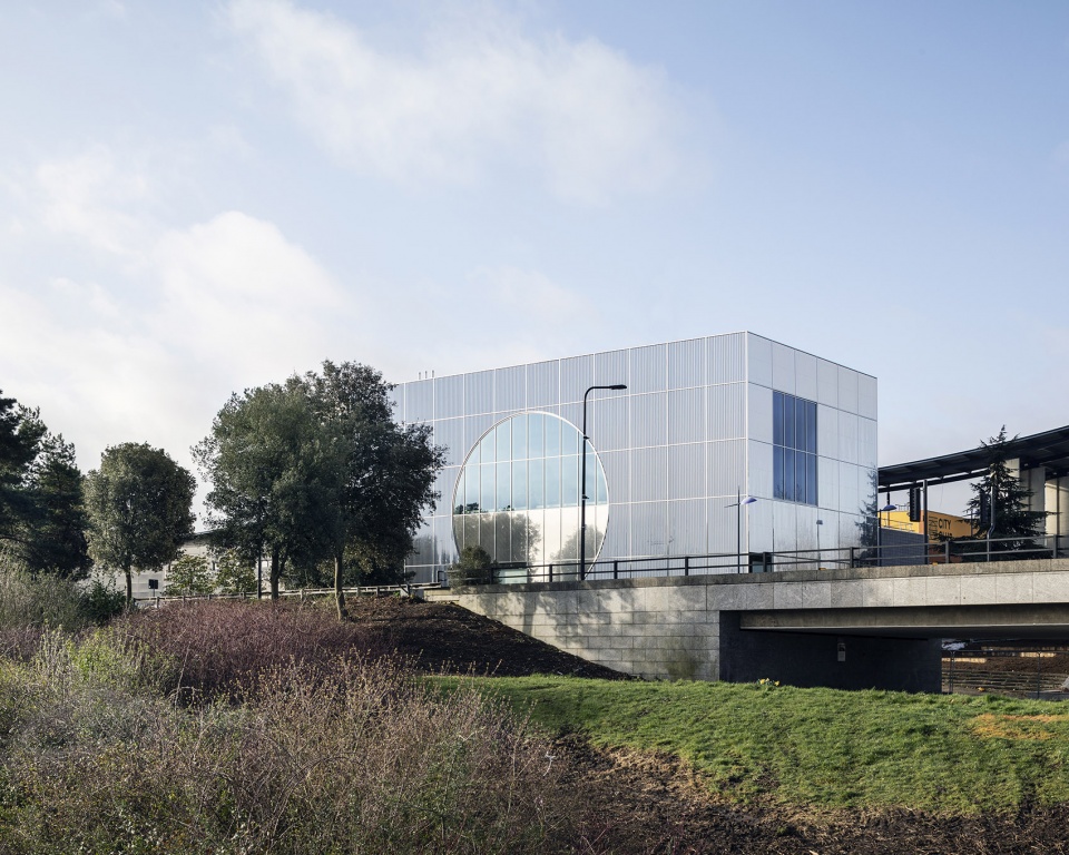 the new mk gallery by 6a architects