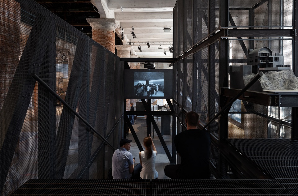 connecting vessel by vector architects