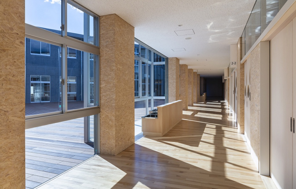 hokota south primary school by mikami architects