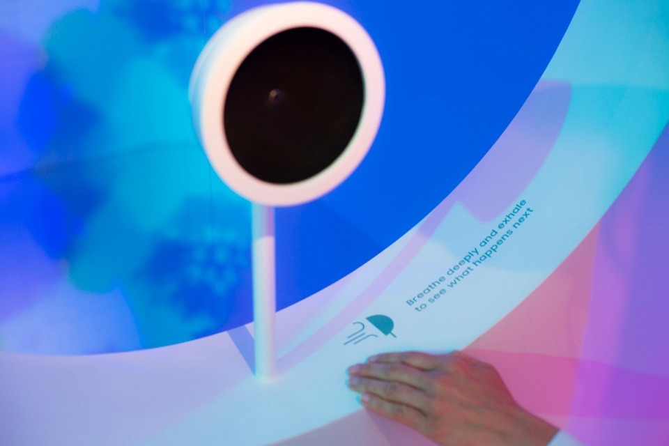resonance installation by vave studio cheil worldwide