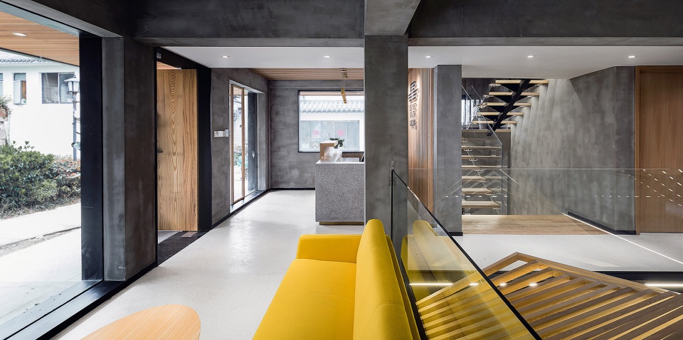 the design of office space in baishaquan china by hangzhou ju he architecture design firm