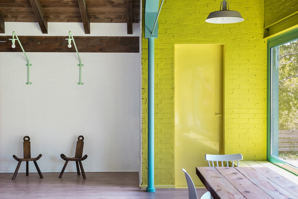 the young old house by enrique espinosa and lys villalba