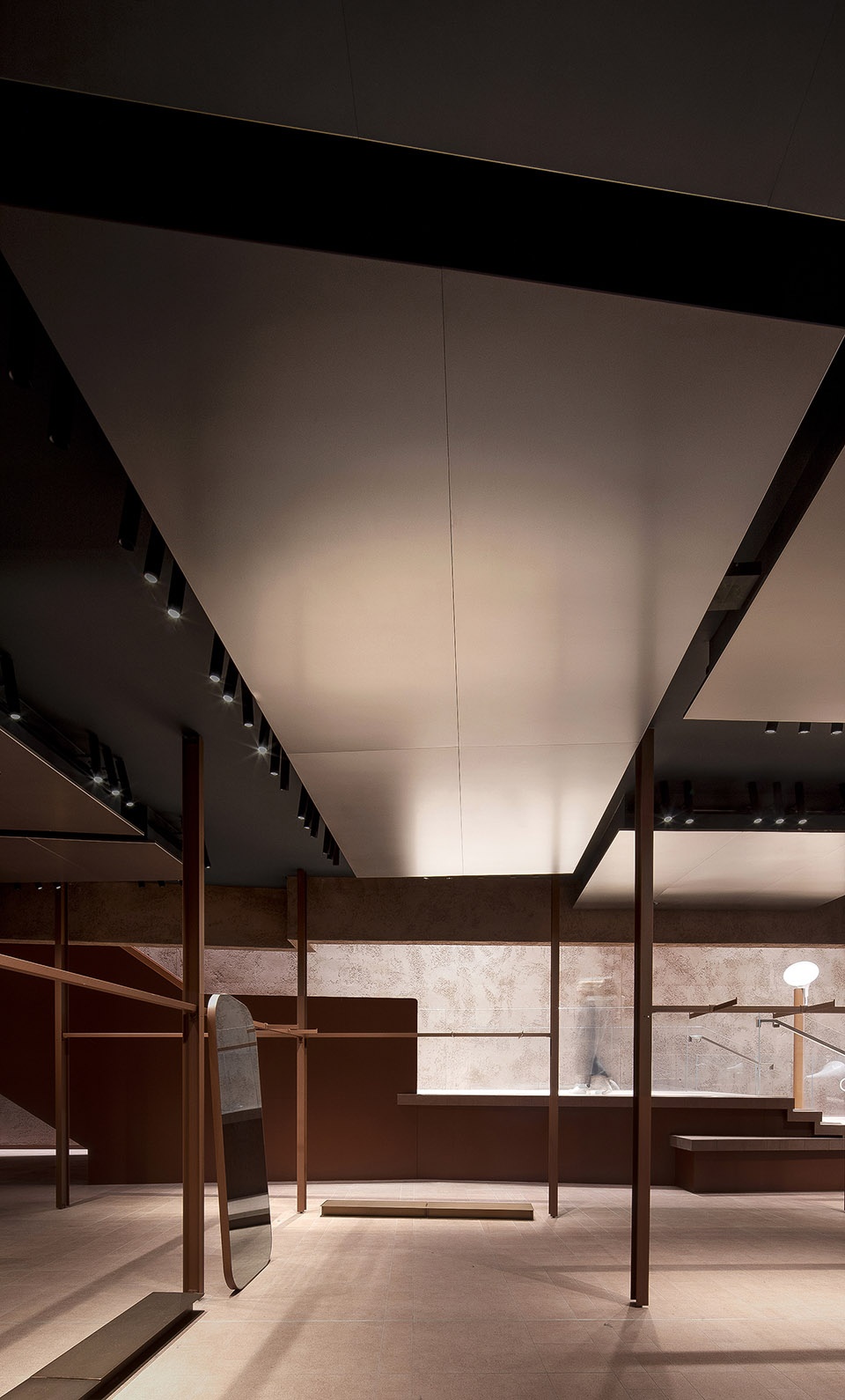 ur london flagship store by domani
