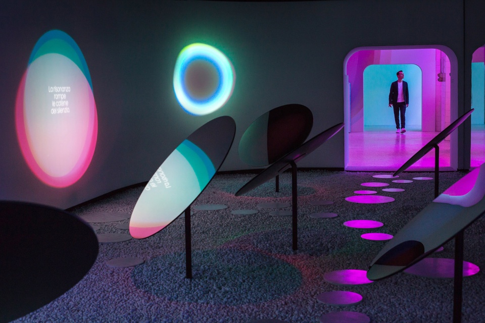 resonance installation by vave studio cheil worldwide